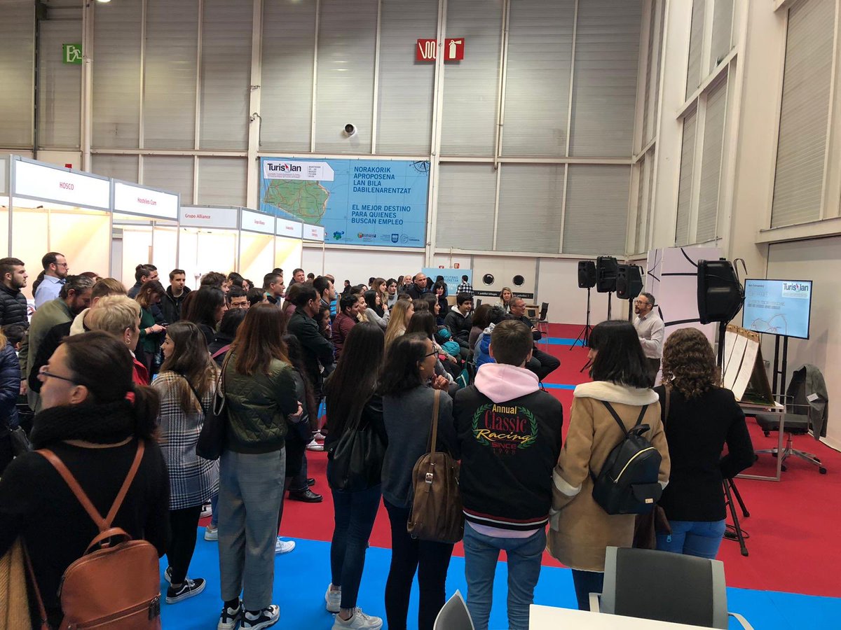 muelalopez's tweet photo. Si buscas un empleo en el sector turístico,no dejes de acudir a la feria de empleo #Turislan  en @FicobaFundazioa .Hoy la Consejera del @DptoTurComCon defiende que “no hay turismo de calidad sin empleo de calidad” y @saradelarica ha aportado importantes datos( web de  @iseak_eu ) https://t.co/vJBD8DTFPw