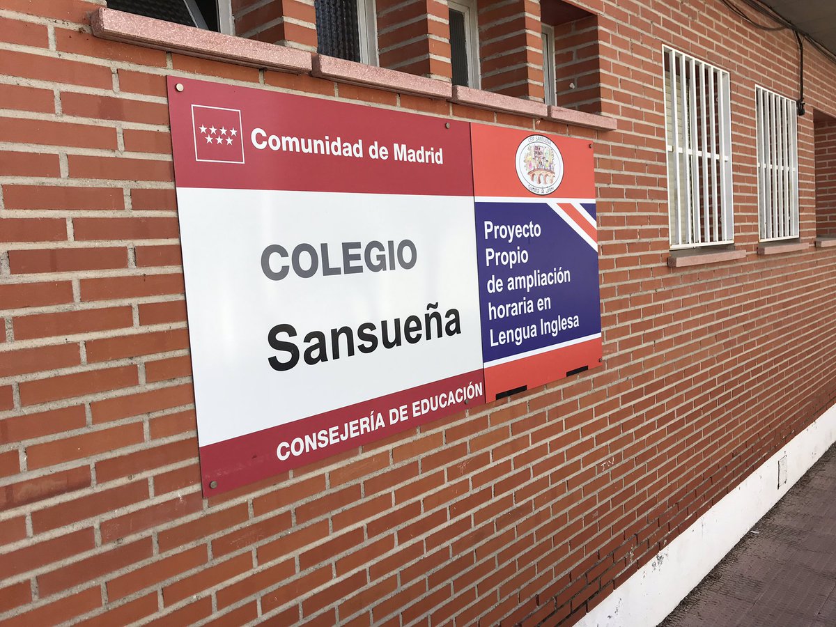 ceip_sansuena's tweet photo. El próximo curso 2019/2020, ampliamos nuestro horario en lengua inglesa 👏👏, tendremos más Fun English y la Plástica también en Inglés #cadadíamejorando #proyectopropio #ampliaciónenlenguainglesa https://t.co/9OjXnNmXVc