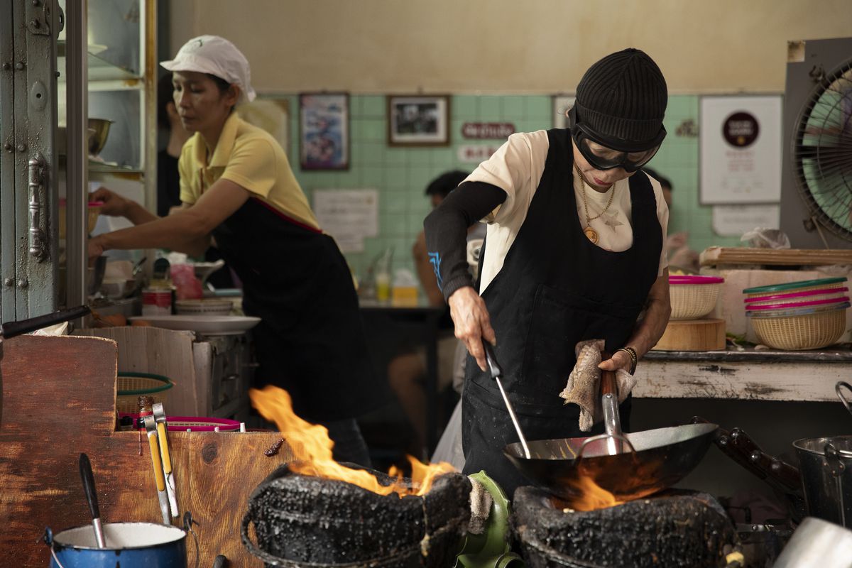 Eater on Twitter: &quot;New Netflix series &#39;Street Food&#39; will give hawkers and  stall vendors the &#39;Chef&#39;s Table&#39; treatment https://t.co/uOg1U4snM6…  https://t.co/Oiuonn99R5&quot;