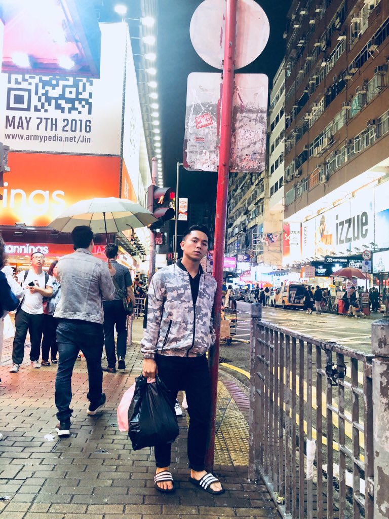 PJamesGabriel's tweet photo. To my dear USANA clients... sorry for the delay, paguwi ko na po yung mga orders nyo.
Mag-model lang ako saglit dito sa HK 😂
#YoungEntrepreneur #ThankyouUSANA #Perksofhavingyourownbusiness
#Ownyourtime #dowhatmakesyouhappy
#streetmodelling #passiveincome https://t.co/5lQeEG5bSH