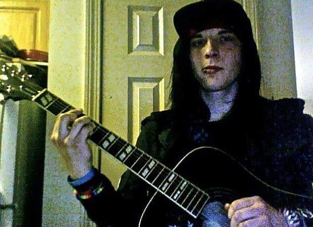 LateSorrow's tweet photo. ( In druid voice) Greetings weary one
You have 5 seconds to like this post
oR diE
#lvtesorrow #nuemo #emorap #screamo #alt #rockrap #emo #goth #altrock #poppunk https://t.co/riGUKNNynt