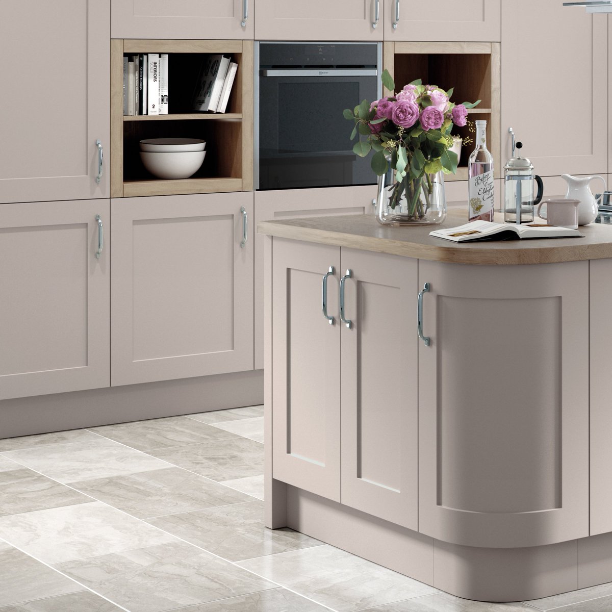 OnTrendKitchens's tweet image. Oxford is the ultimate choice for someone who can't decide between a modern or classic kitchen. Pictured here in Cashmere, a neutral colour with a warmer tone which makes it is easy to accessorise and fits with most colour schemes. #neutralkitchen #kitcheninspiration