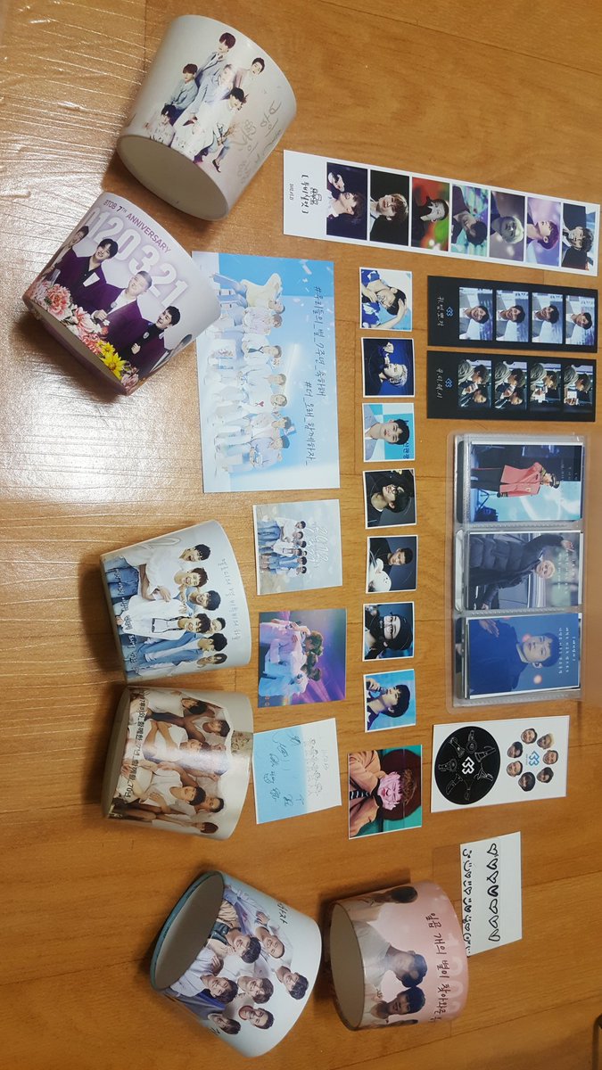 112290ek's tweet photo. 카페이벤트캔빼고다모았다ㅠ
너무행복한날이야...♡

#비투비와_함께하는_8번째_봄
#7투비와_함께한_7년_함께할_70년 
#우리들의_별_7주년_축하해
#더_오래_함께하자
#수많은봄중의단하나의봄
#더_찬란하게_빛날_비투비
#일곱개의_별이_찾아와준_봄날을_기억해 https://t.co/Can7uumpwR