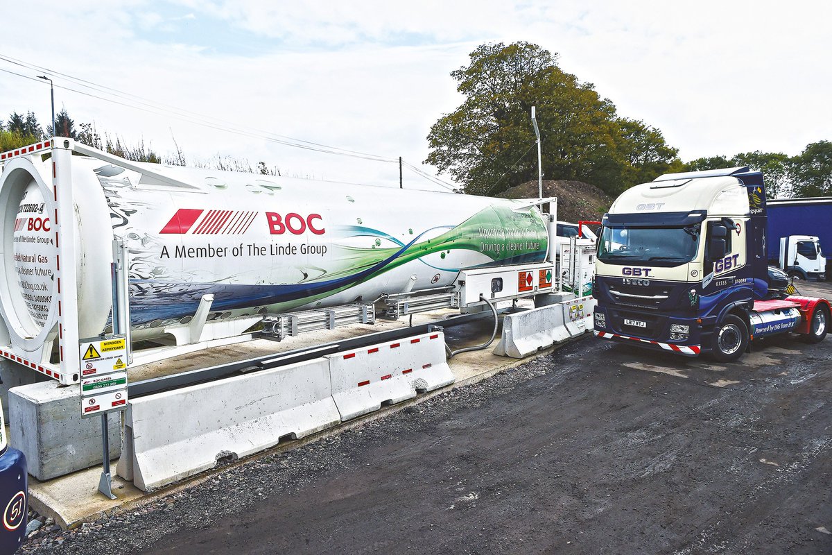 boconline's tweet photo. Didn't make it to the @LoCITYUK #FuelsinAction roadshow last week? Read more about how switching to #LNG can reduce your HGV fleet CO2 #emissions and fuel costs #lowemission #cleanfuels #lowcarbon #LNG https://t.co/XWE6CNN1k2 https://t.co/leSVzIiuiE