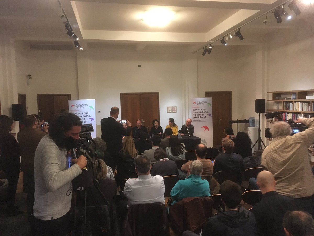 Génération·s_Paris19 ✌️ tweet media