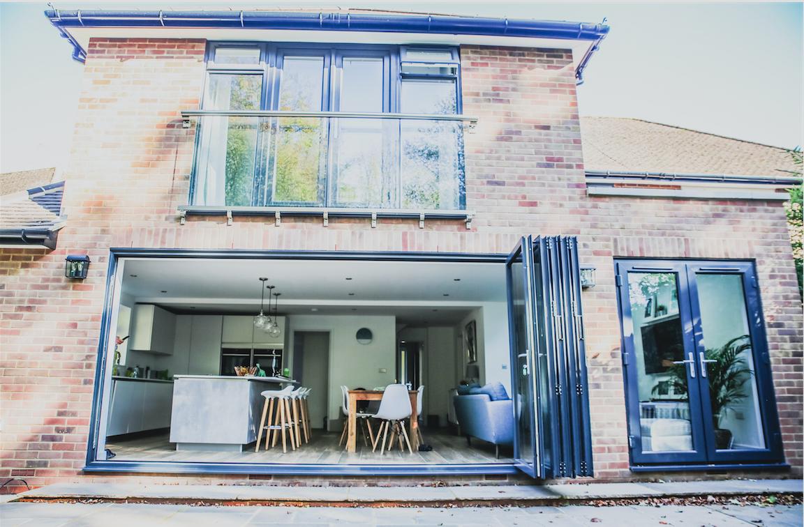 WiffinWindows's tweet photo. At Wiffin Windows, we work hard to deliver your vision. Whatever that maybe! 
#aylesburydoubleglazing #extension #windows #doubleglazing #commercialglass #glasssupplier #compositedoors #upvcwindows #upvc  #aylesbury #buckinghamshire #wiffinwindows #buckswindows #glass #balcony https://t.co/yzpMUFCbwL