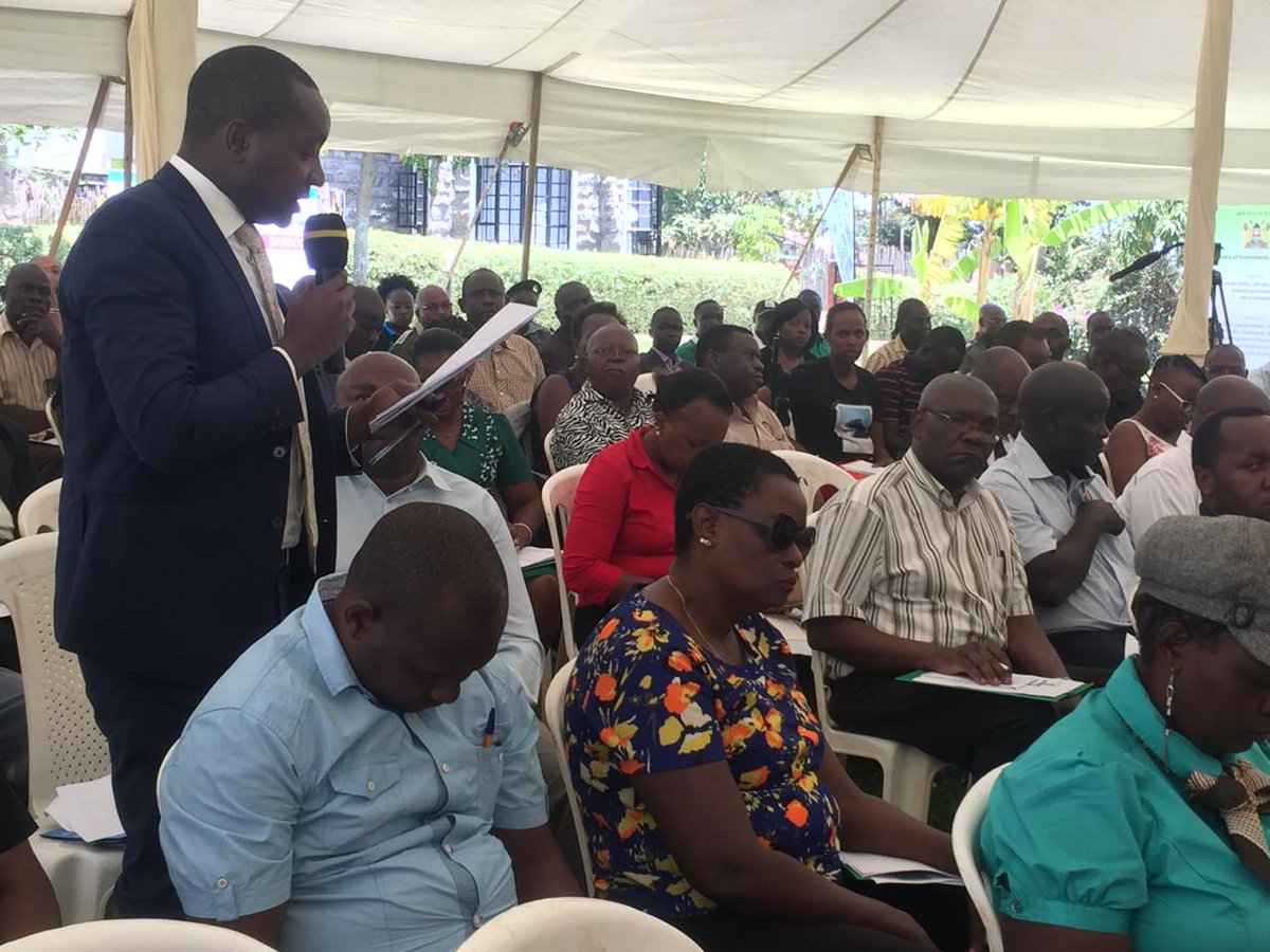 silakaloki's tweet photo. Last week, I was in Vihiga county where I made my presentation as we draft the Bamboo Policy.
The ceremony was attended by  CS Tobiko (Environment) , Vihiga Governor H.E. Otichillo and CAS Mohamed Elmi who planted a commemoration tree. #Silakaloki #Bamboopolicy. https://t.co/45EtbAuv0E