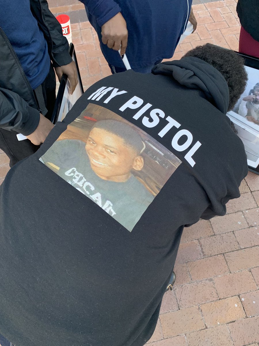 Justice4Lamar's tweet photo. #LDC
#JUSTICEFORLAMAR #JUSTICE4LAMAR #LAMARDERELLCATCHINGS #SAYHISNAME #lDC #WEWONTSTOP #SHARE #SHARE #SHARE https://t.co/d2NTeY3hxF