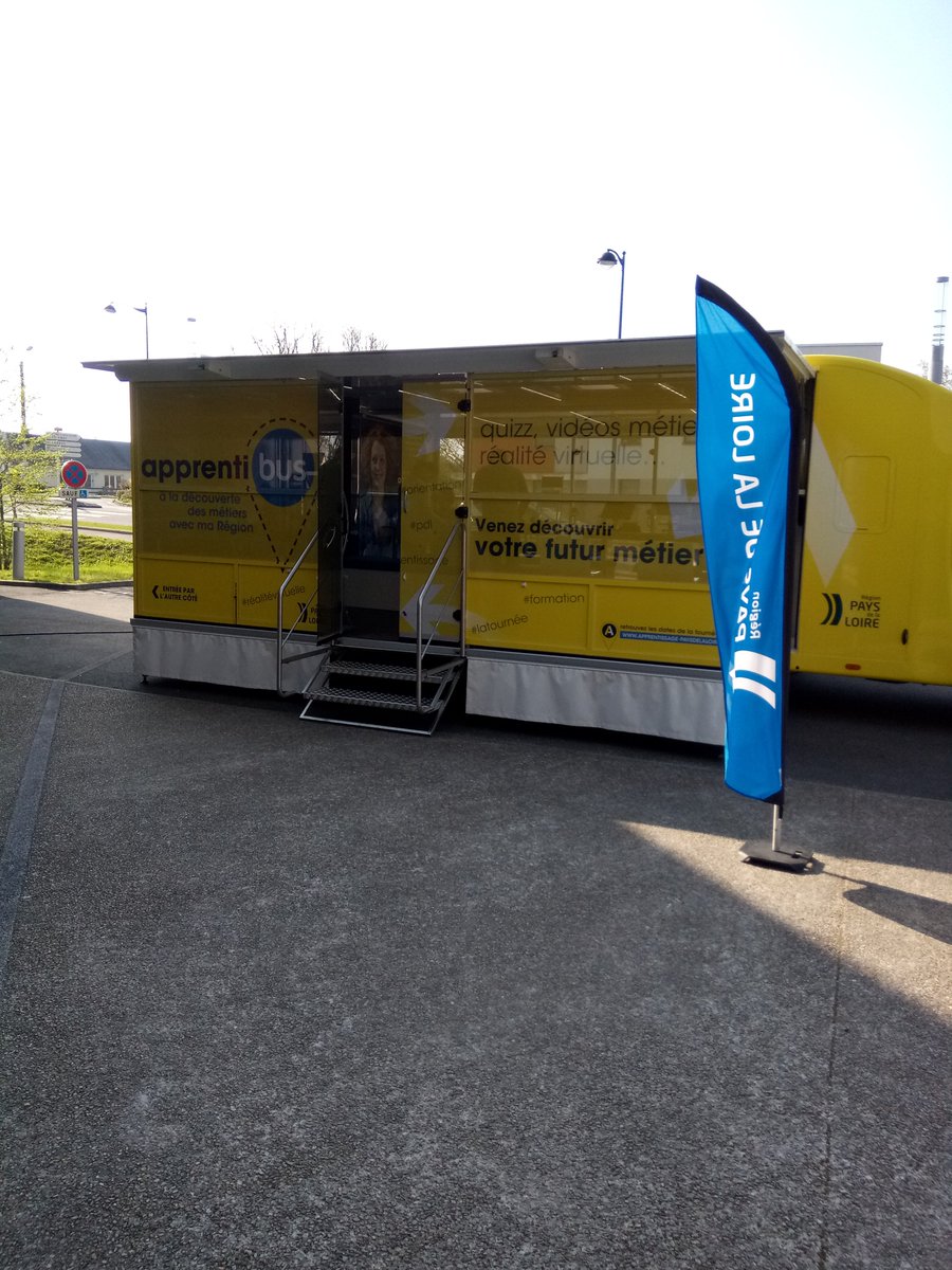 Mic_Chevalier's tweet photo. #Avecpolemeploi et aux cotés des EPCI  sur les forum  emplois  saisonniers des territoires  #Estuaireetsillon #pontchateausaintgildas #poleemploitrignac. Une intermédiation collaborative  au plus près des chercheurs d'emploi  pour de nombreux postes à pourvoir https://t.co/UtT1ZiDIjK
