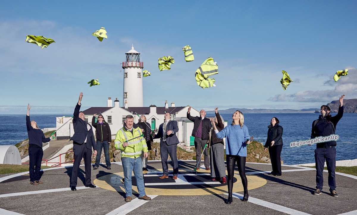 donegalcouncil's tweet photo. The #BigDonegalCleanUp is here &amp; this year recognises our Big Donegal Community Clean Up Ambassadors who are helping to promote the campaign and encourage others to get involved.
Highland Radio’s John Breslin is also supporting this campaign.
More info ➡️ https://t.co/JaVrHKbTB2 https://t.co/5REC49MvRz