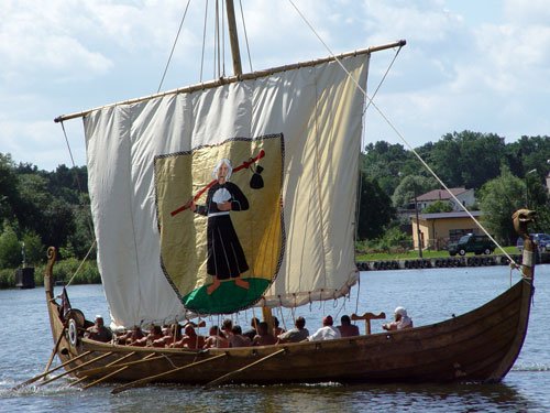 The Gokstad Ship is an example of a ship burial.This style of burial was used for people of high status. Viking Age Norsemen may have believed that a form of transport was needed to reach the afterlife.