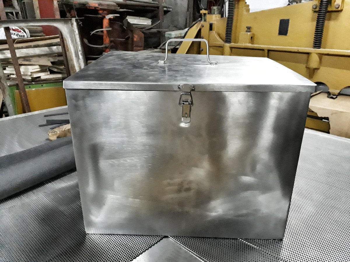 ajs3metalfab's tweet photo. Grease Trap. #AJS3MetalFab #MadeByUs #IronWorks #Plumbing #Kitchen #Venting #Concrete #Restaurant #StainlessSteel #GreaseTrap #CustomRolling #CustomBending #MetalPressForging #GISheetMetal #BISheetMetal πππ¨π¦π https://t.co/7bCtRxE1Js