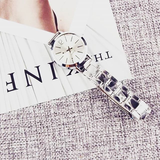 outside_ldn's tweet photo. #newin #Chronograph Plated Classic Geneva #Quartz Ladies Watch #Crystals #Wristwatche Relogio Feminino
.
.
.
.
.
.
.
.
#Miami #miamibeach #miamilife #miaminights #miamiphotographer #miamimodel #miamimodels #miaminightlife #miamihair #miamidade #miamievents #miamiart #miamist… https://t.co/oqXSwC5ffC