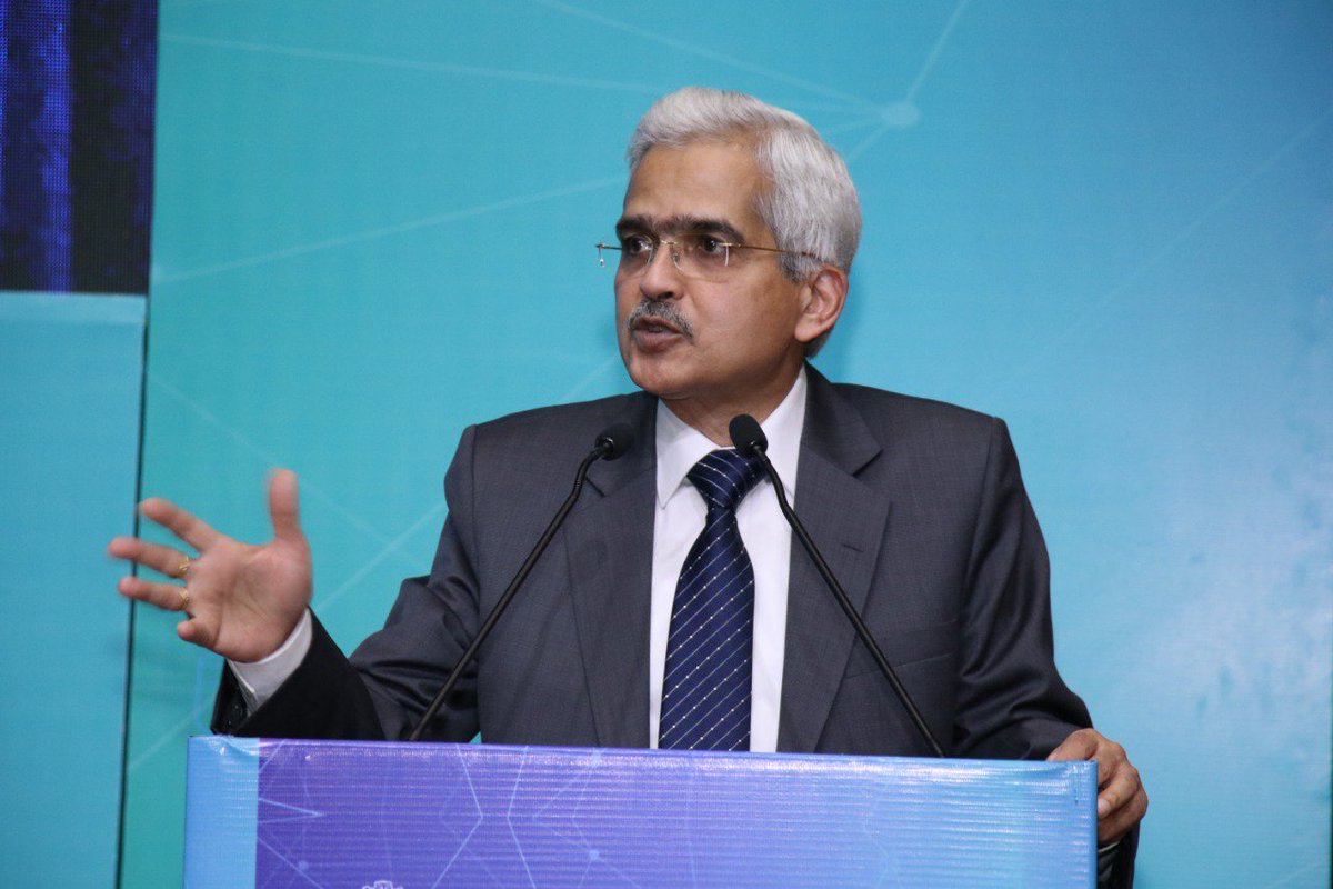 NITIAayog's tweet photo. Designing suitable financial products that cater to specific needs of the financially excluded population & boosting the quantum of #investments are vital in improving the accessibility of financial platforms using #FinTech: @RBI Governor @DasShaktikanta at #FinTechConclave2019 https://t.co/iuVgyyn0CF