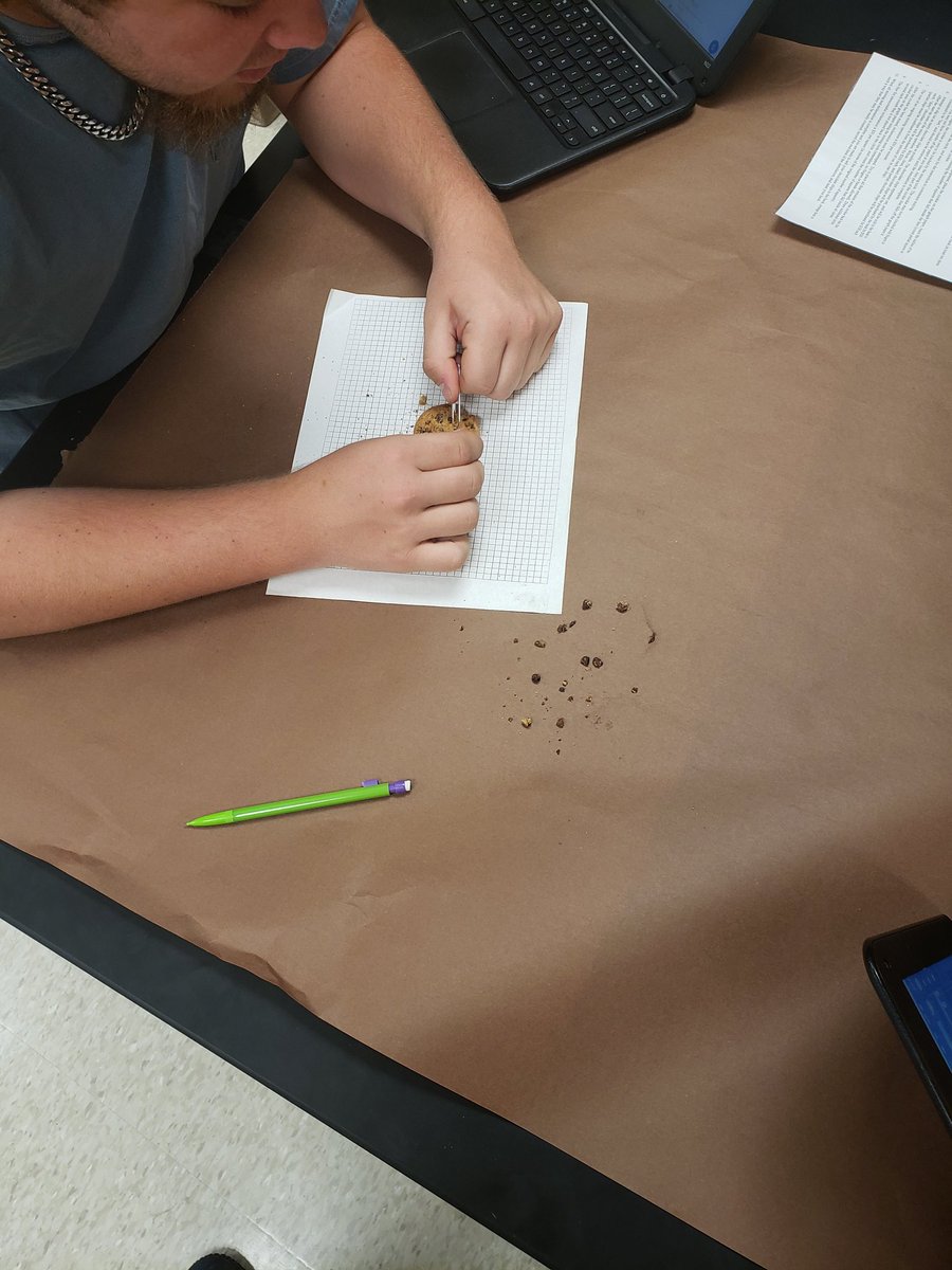 CoachDburk's tweet photo. Is mining profitable? What damage does it do to the environment? #DWDscience https://t.co/tSkHKKWSVW