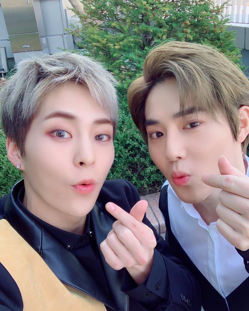 kjmarchive's tweet photo. Happy birthday to Junmyeon’s best friend!!!!!! Minseok, wish you a lovely day surrounded by the ones you love. Thank you for always put a smile on our junmyeonnies face i love you very much 💖🐱 #HappyXiuminDay #FairyXiuminDay https://t.co/4EBbPUjFjh