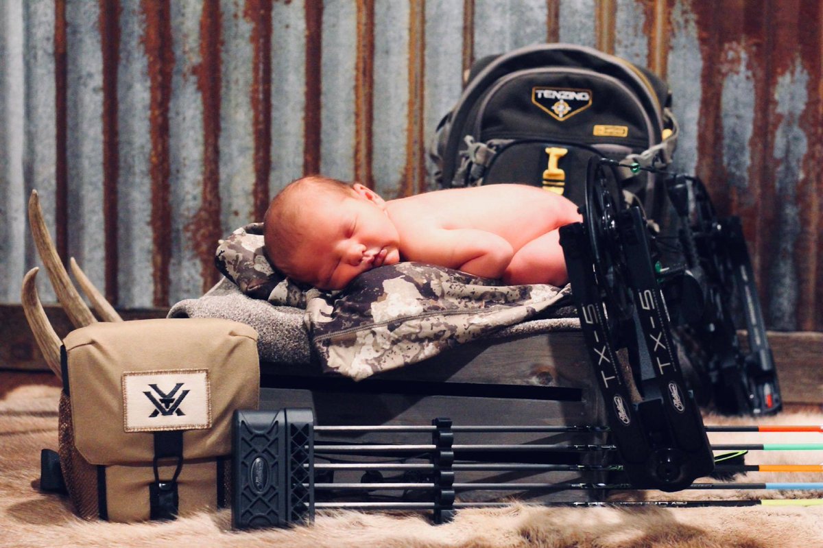 Start them young with <a href="/VeilCamo/">Veil Camo</a>. #BabyLove #BabiesofTwitter