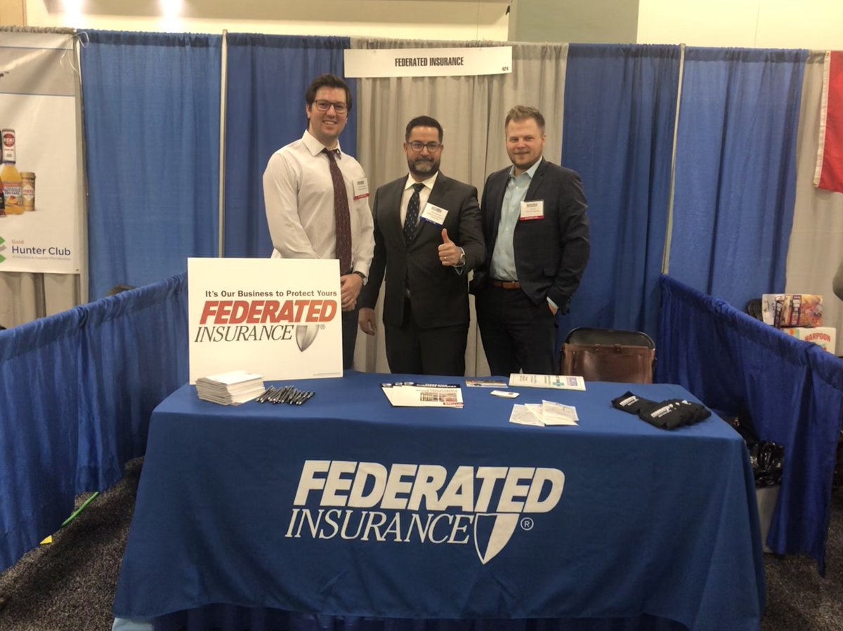MEMAMaine's tweet photo. As you can see, we made an appearance last week at the @necsema trade show and ...of course had to stop by and say hello to a few members while we were there. #convenientstores #necsema https://t.co/hY4nODomAG