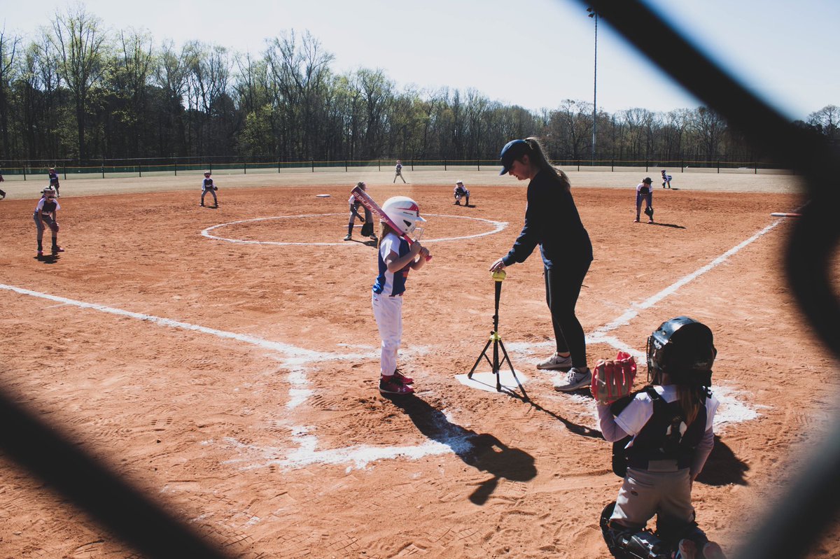salembaptistga's tweet photo. We’ve kicked off the 2019 Spring Sports season with a great Opening Day weekend. Pray for the kids participating and the coaches leading them and find ways that you can serve with us this season at https://t.co/27gI3MCAXv. https://t.co/V2Gg5WoYuE