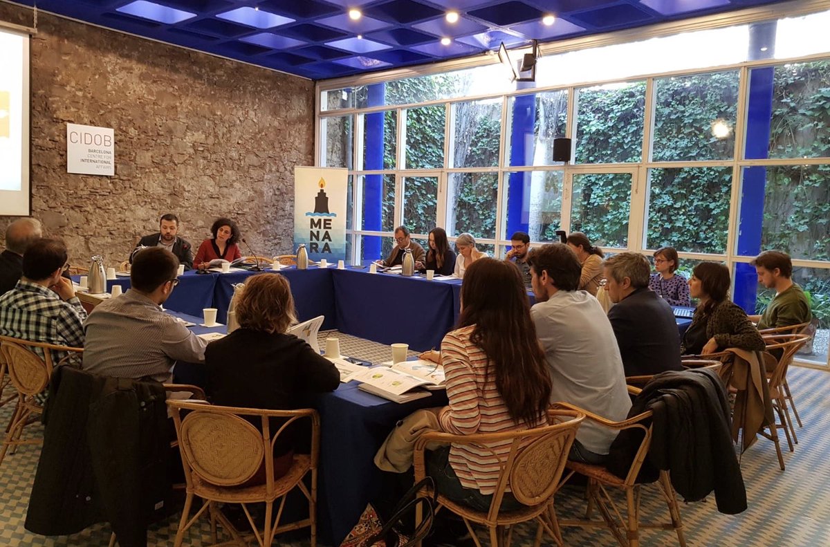 Canvis en els centres de gravetat de la regió: el Golf ha reemplaçat el Llevant com a principal centre geopolític, mentre que el Magrib, però també altres parts de l'Orient Mitjà, han pivotat cap al continent africà