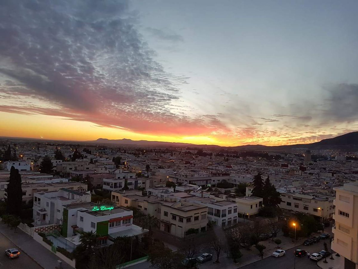 Jennabeth6's tweet photo. #scenicsunsetview
#fesmorocco https://t.co/X6JRqLoSm9