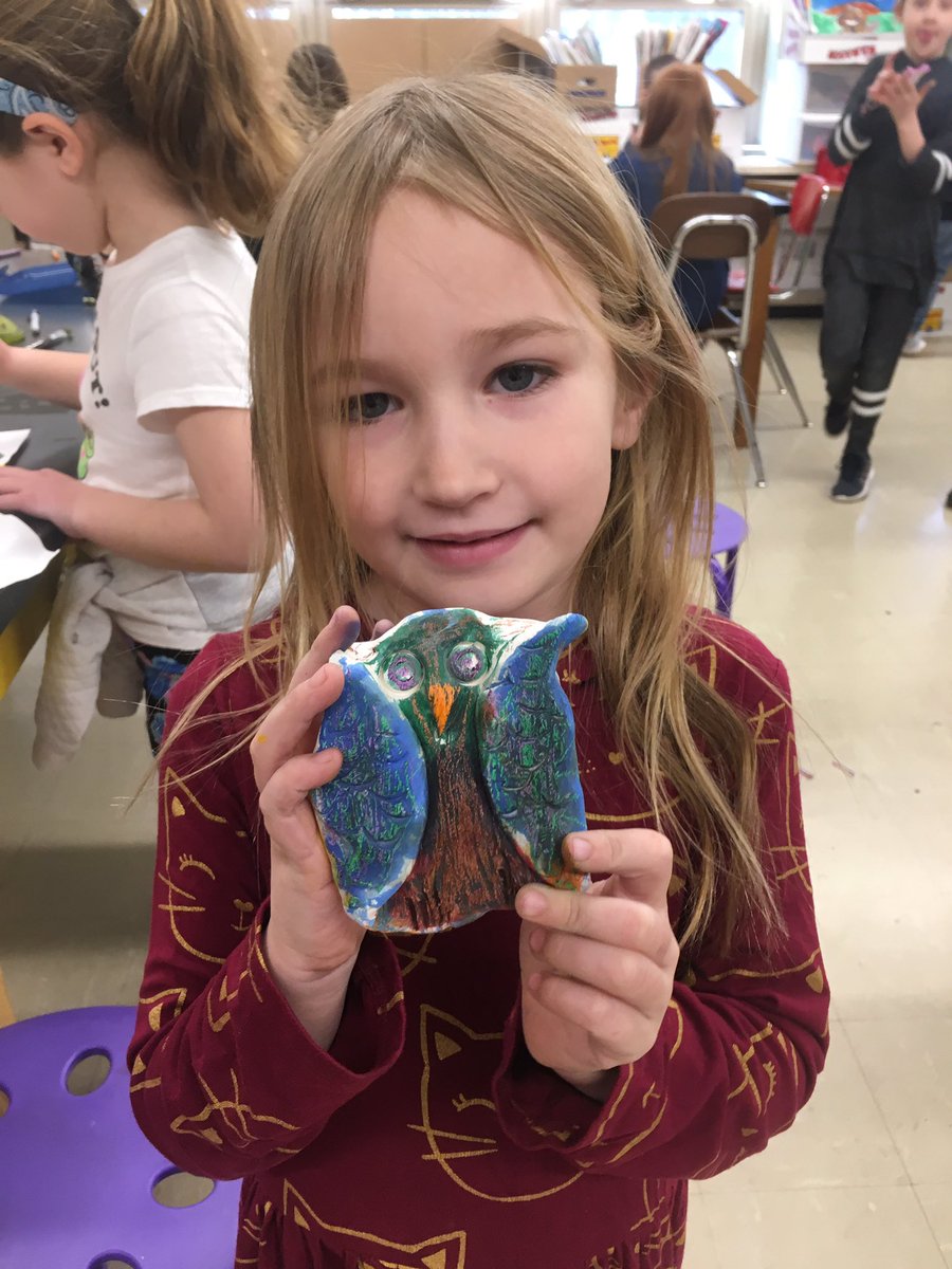 kleemock's tweet photo. A3 is our Golden Paintbrush winner this week! 1st graders finally painted their their kiln baked clay owls using crayon resist! Some students free-choice painted or drew owls on the white board when they finished.
#pbis @WPSVisualArt https://t.co/24XLoZPMpI