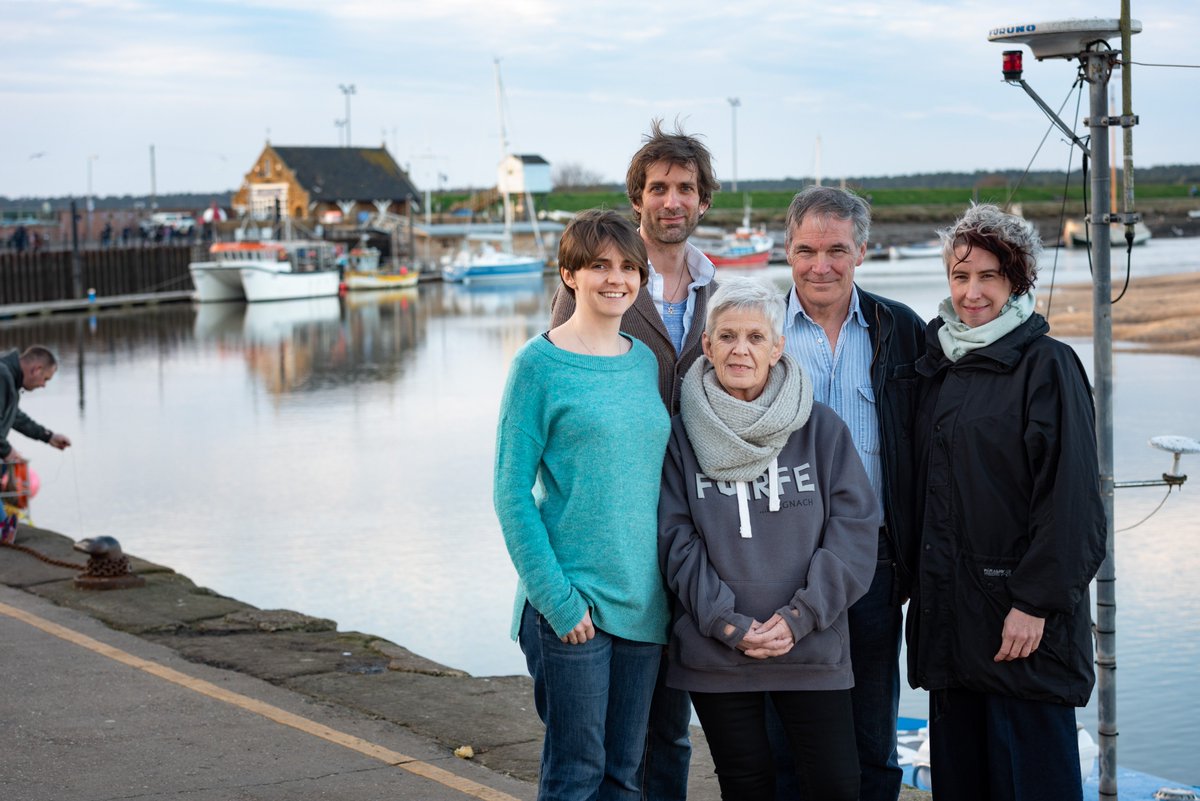 UpTheRdTheatre's tweet photo. Not long now til we're back 'home' with the team @WellsMaltings. This Saturday at 2pm & 7.30pm with #PerilAtSea, our final show. Looking forward to the geese, the Golden Fleece & the cake in the Maltings' cafe (that's from Andrew!).
@WellsFleece
Photo: Steve Adams https://t.co/9kzYto60gt