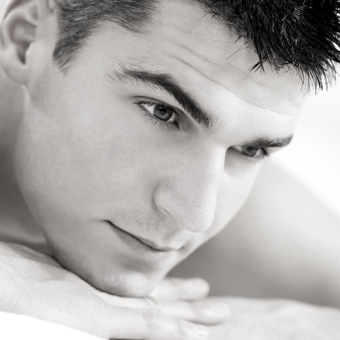ManOfTomorrowBG's tweet photo. Commonly Botox is used for the face around the forehead, glabella (between the eyebrows), around the eye (crows feet), around the mouth, and neck areas. 💉

https://t.co/wIAEKgo3FS
#botox #fillers https://t.co/g62Br4R6tI