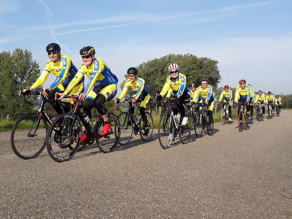 De Voorjaarstocht van <a href="/TTCOss/">TTC Oss</a> op zondag 31 maart kent twee disciplines; race en gravel. Voor elke onverharde strook is er een splitsing, waarbij je voor de verharde of de onverharde route kunt kiezen 🚴‍♀️

👉 bit.ly/2HDFFPt