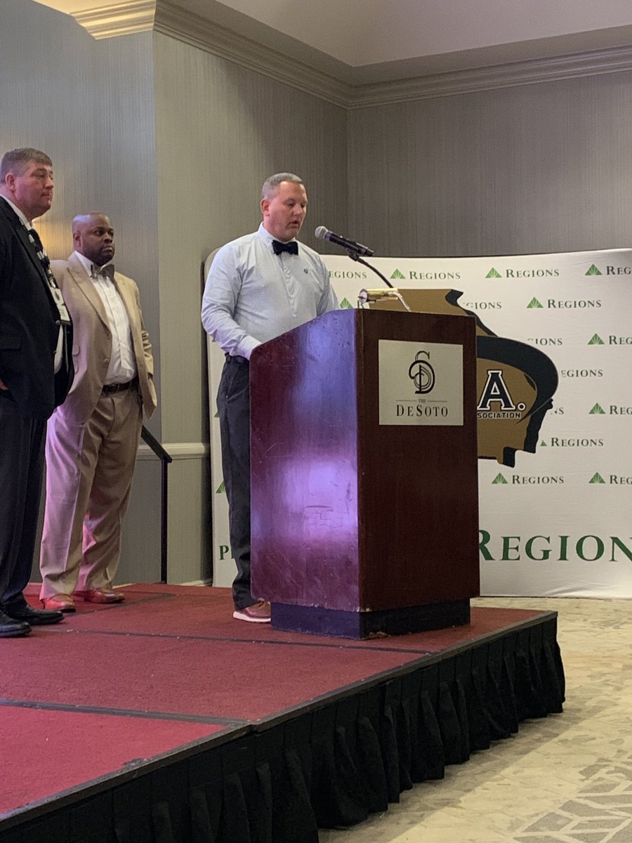 PopeAthletics's tweet photo. Huge congratulations to @peyton_gully for winning the @GADACOACHES Fenale Scholarship Award...a humbling honor to receive the award for Peyton! @PopeHS1 @CobbSchools @mdjonline https://t.co/RoBZzIjMoa