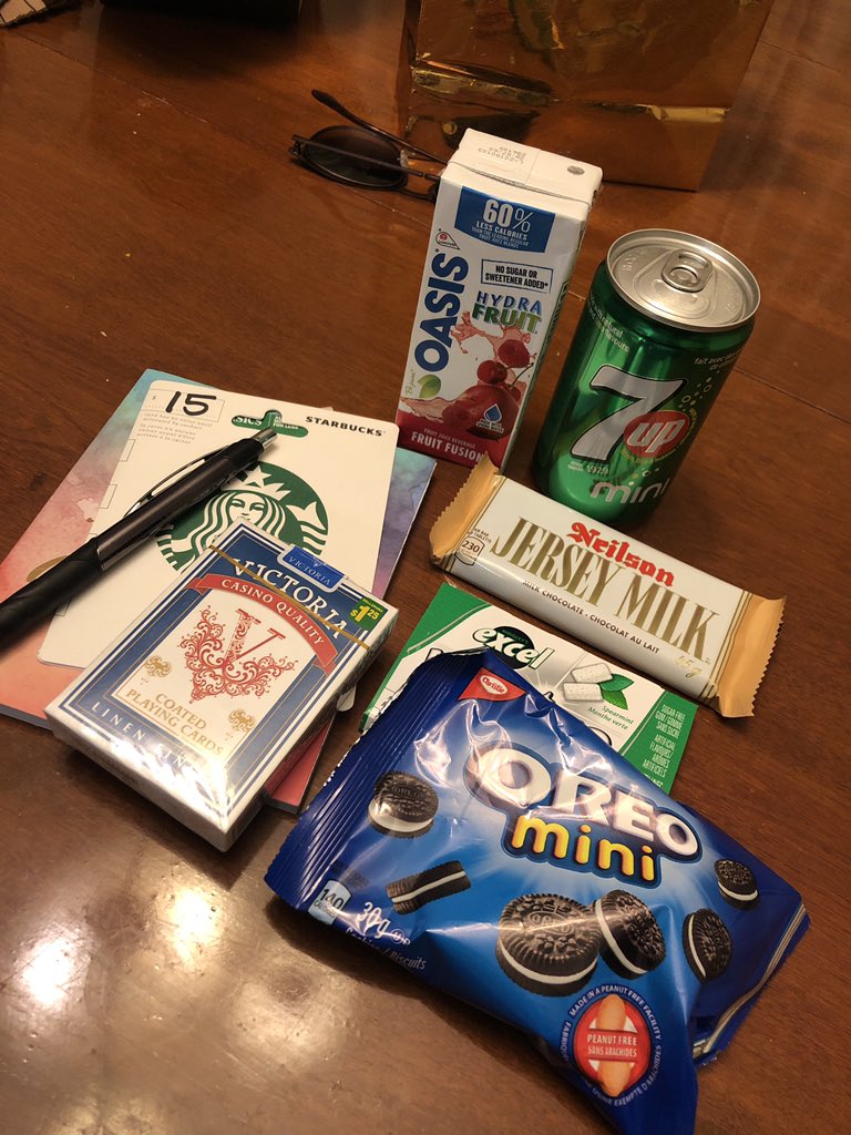 brittkirk_'s tweet photo. Served a table tonight and got a loot bag from the 70 year old man because I “attended his birthday party”😭😭 I’m not crying, ur crying https://t.co/CubCAgYMM8