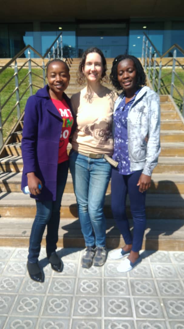 MGray_BSC's tweet photo. Absolute pleasure meeting Zimbabwe Centre for High-Performance Computing's Patience Masoso, Priscilla Handikatare and Simba Nyamudzanga on their visit to @BSC_CNS. Productive meetings w/ @filimanto, Marta García, @albajene + the BSC #lifesciences dept, Dario García #AI and more https://t.co/S0pbCNAVfx