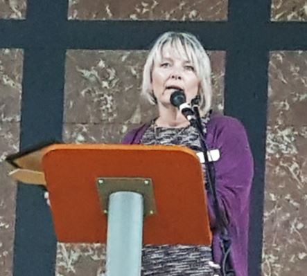 KarenLeeDWP's tweet photo. 2of2: - Final mention for our #CauseForApplause 2019 awards ceremony. Proud to personally present my Director's Award to Abi of #PrestonSC & a Special Award for Coaching & Collaboration to Joanne of #StretfordJCP (in purple). Congratulations to you & all of this years winners! https://t.co/sOZ3Qsao8d