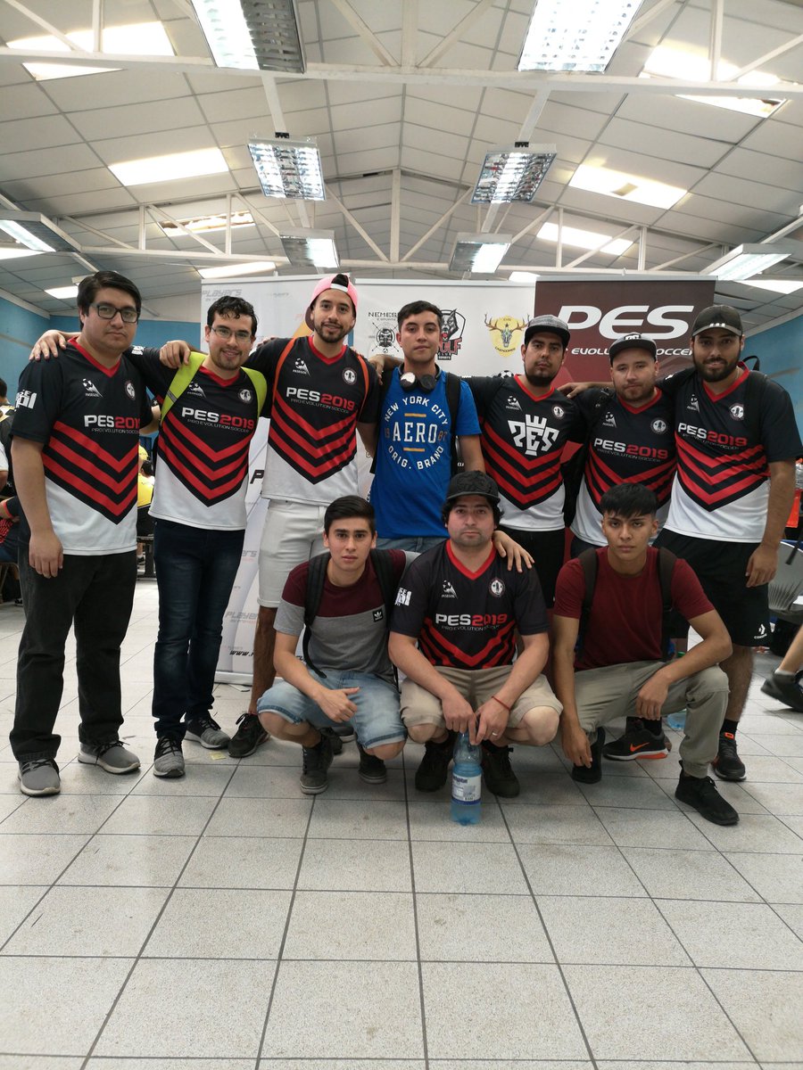 A seguir mejorando muchachos, ya llegará nuestro momento. Lo importante es seguir unidos como siempre y seguir trabajando con más fuerza que ya llegarán los resultados. Tenemos un excelente grupo humano y de grandes jugadores, se que lograremos grandes cosas juntos.