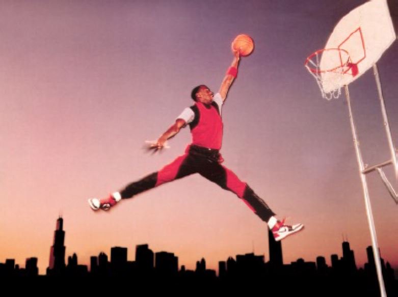 kylejahner's tweet photo. Here are the photos, Rentmeester left, Nike Right.

Basically, courts (not the SC, which doesn't explain cert denials) said pose/angle are protect-able, but since idea of Jordan dunking are not, would have had to be "virtually identical." Cited slight dif in limb angles, etc. https://t.co/q0Vu4t5tDG