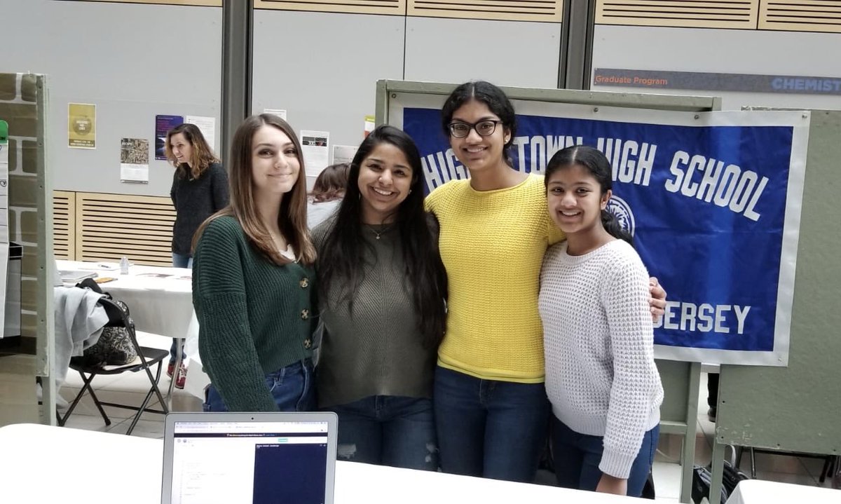 hhs_girlscoding's tweet photo. presented some of our work at the Princeton Plasma Physics Lab’s Young Women’s Conference (YWC) in STEM💙 https://t.co/kqrR3eYQac
