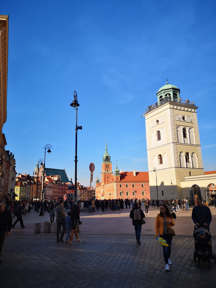 Warszawa zwiedzona i można wracać do pełnych treningów w FIFA 19! 📷🤙🎮