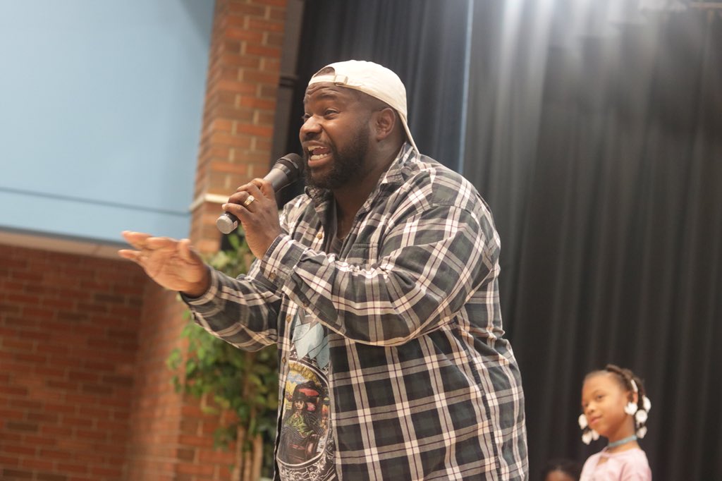FayStreetElem's tweet photo. Ending the day with our annual Talent Show! Great job Lions @PublicDurham @DurhamPublicSch @pmubenga #FSEschool #AllTheWayUp #springbreak #talentshow https://t.co/PHkqc5xFgj