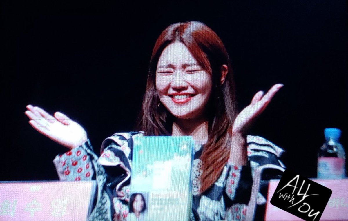 AllWithYou8's tweet photo. 190325 막다른 골목의 추억 시네마톡 프리뷰
#수영 #Sooyoung https://t.co/purcM6hdF3