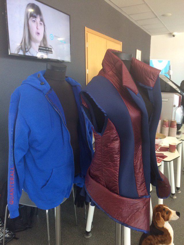 DevStyleR1's tweet image. #DevStyleR е на Investum Supersonic в @SofiaTechPark!🗣️ На снимките можете да видите как от @QuanterallL ни демонстрираха функциите на няколко интересни решения.  @NESCAFE #Ethereum #AI