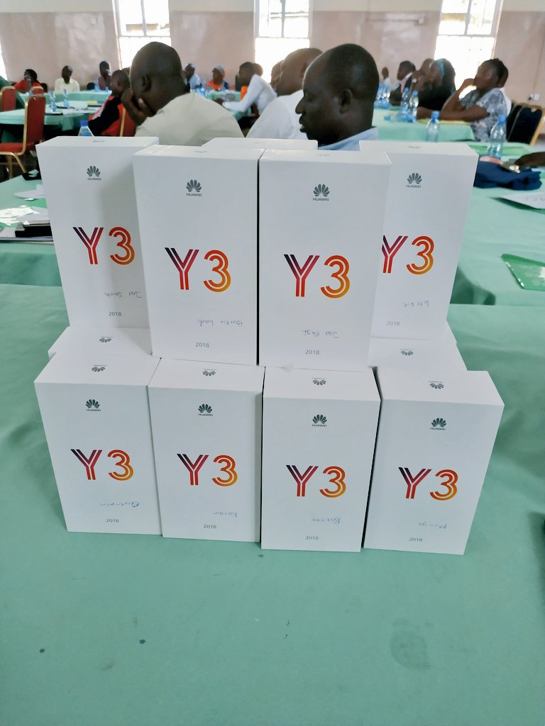 ibkasim4real's tweet photo. #WHO_Plateau: Ongoing #e_Surveillance Training for DSNOs &amp; ADSNOs Day_1 attended by Perm. Sec SMoH &amp; Director Public Health of the State. With Android Phones handed over by @DrWalla to the State for Active_Surveillance Visits. @DrClementPeter @BrakaFiona @CWarigon @DrRichardBanda https://t.co/MXJOSxdWk0