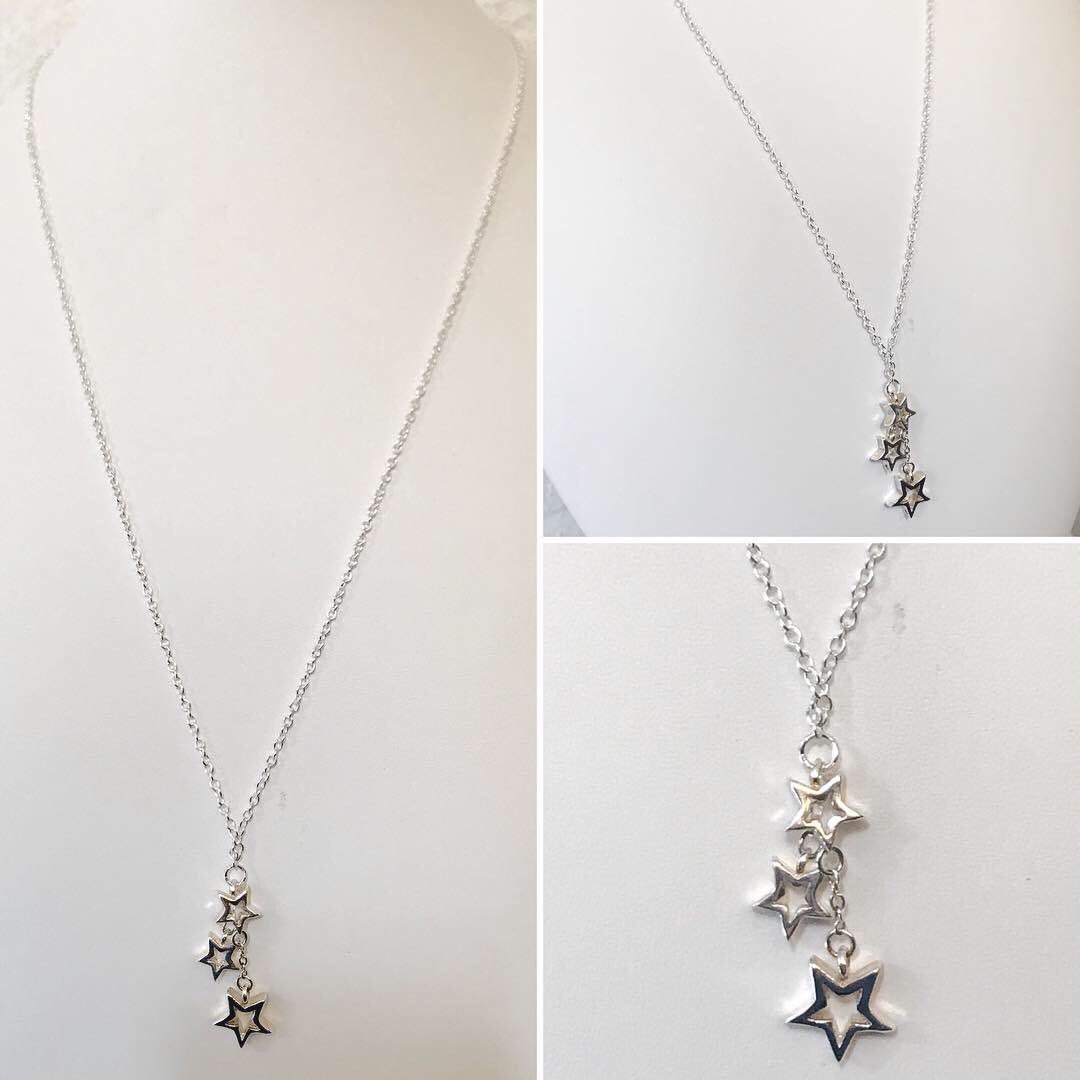 AbigailsBead's tweet image. Brand New...Sterling Silver ‘Star Cascade’ Necklace...one-off design perfect for layering with any spring season outfit - Message me to order! #handcrafted #oneoffdesigns #silver #jewellery #loveealingindies #messagemetoorder