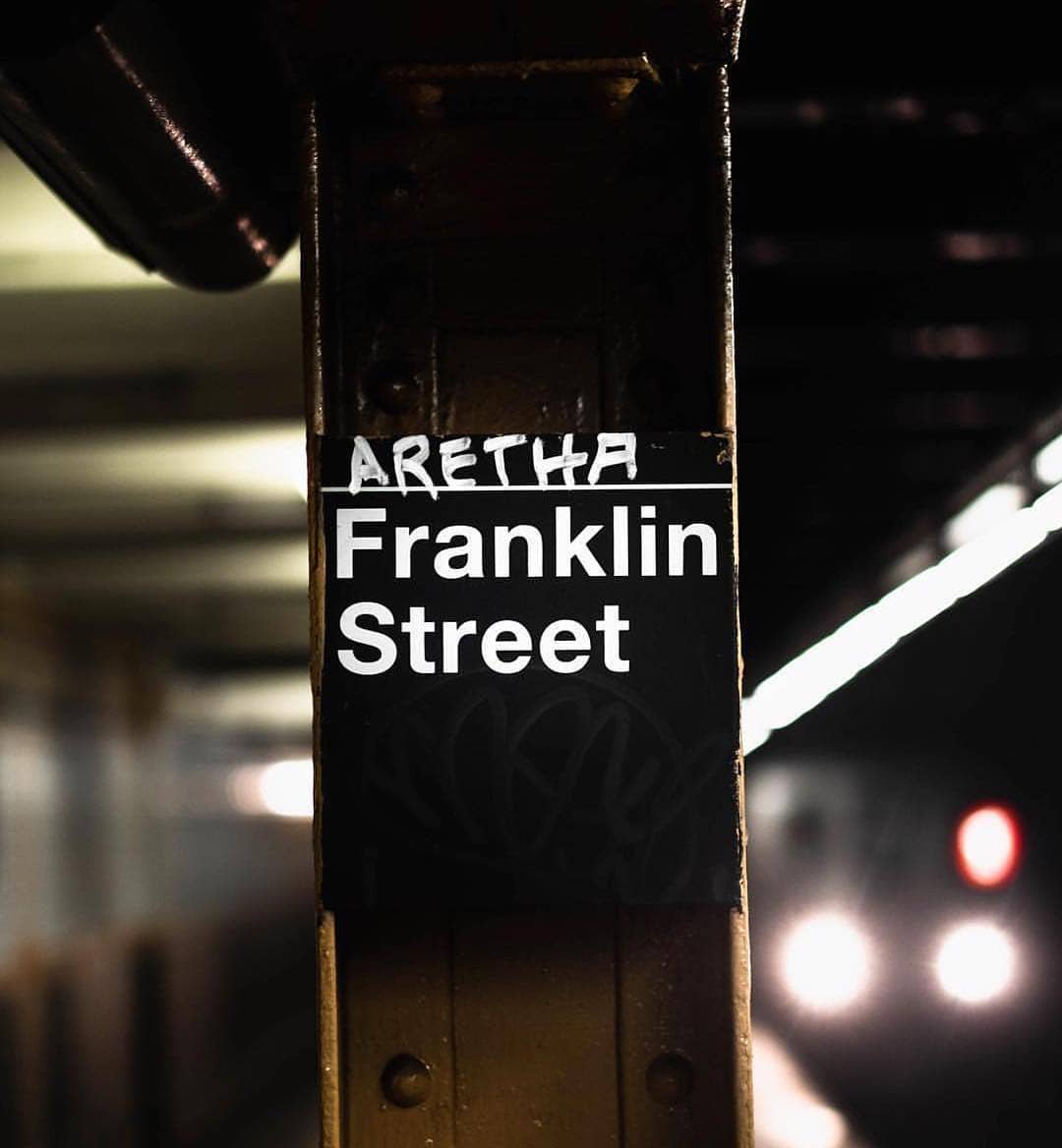 Happy Birthday to a legend - Aretha Franklin 

Respect 