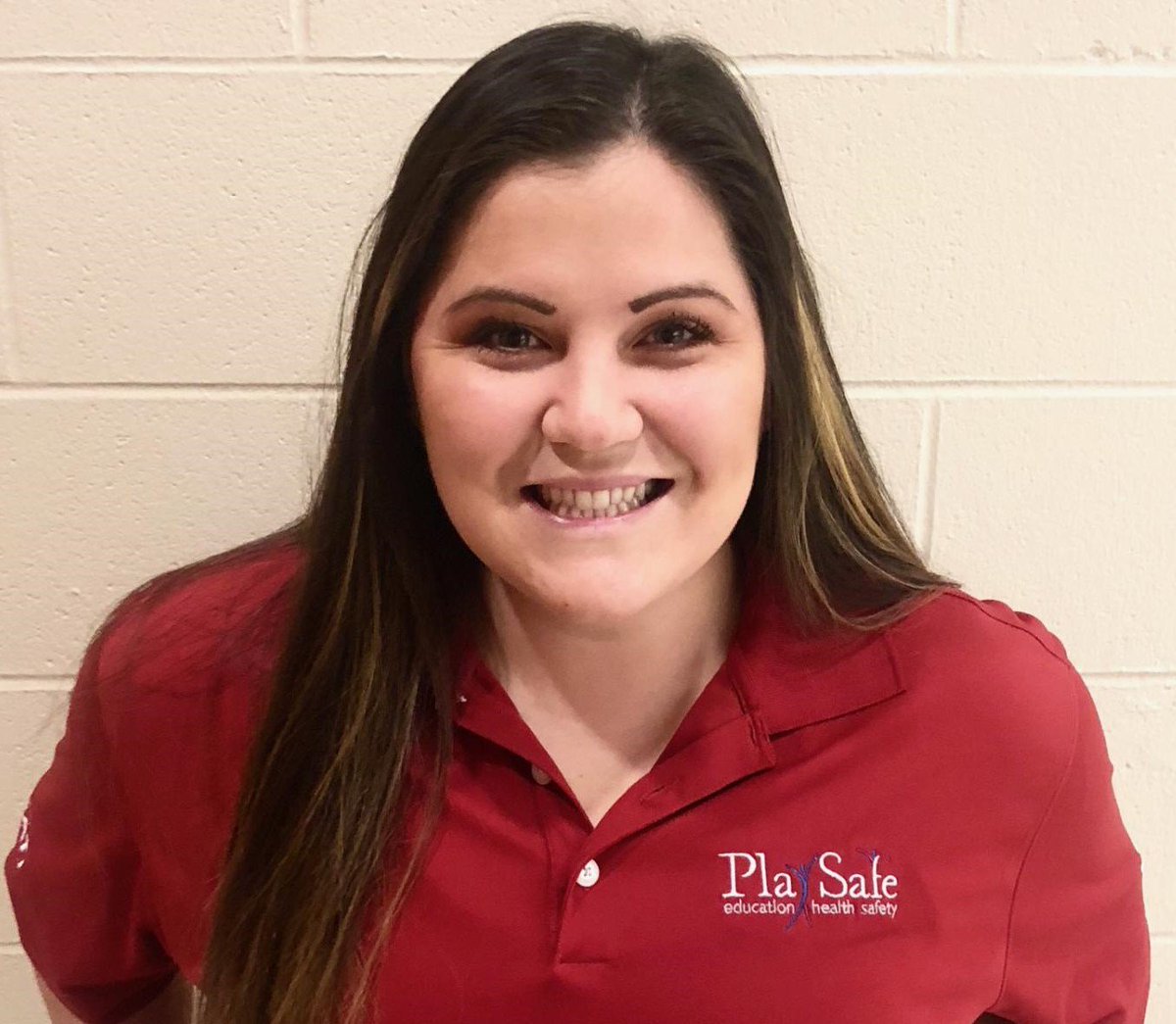 PlaySafeUSA's tweet photo. We know it's Spring Break, but we'll continue to recognize our outstanding Athletic Training staff. Jessica Snider works with @MunfordHigh student athletes and Kendra Menghini cares for the student athletes at @OakGroveTigers. #ATsAreHealthCare #ATsMakePlaySafe #NATM2019 https://t.co/2wrQ1Gealx