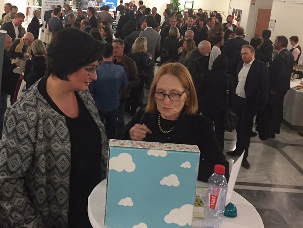 CCIcotedazur's tweet photo. [ #FilièreImmobilier06 ] Les besoins sont variés dans l' #immobilier ... cela tombe bien ! De nombreuses entreprises innovantes proposent leurs offres &amp; solutions destinées à répondre à leurs exigences🔛 #BtoB ce soir à la rencontre observatoire immobilier d'habitat #CCI06 ! https://t.co/kO2zuxXP6C