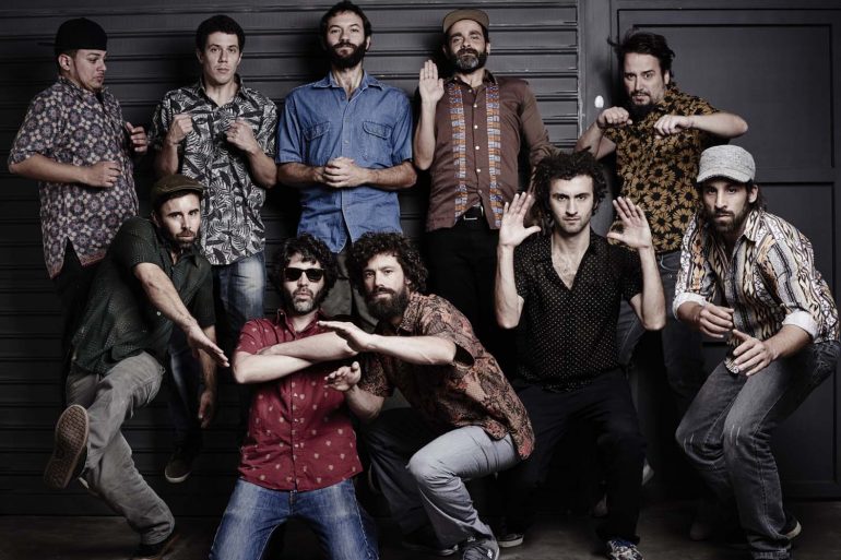 ccsp_oficial's tweet photo. MÚSICA
Na quinta-feira a banda @bixiga70 faz show aqui, apresentando músicas de seus quatro álbuns, incluindo o mais recente, Quebra cabeças, lançado em 2018.
Sala Adoniran Barbosa | às 19h e às 21h | R$25,00
#música #spcultural #AgendaSP https://t.co/zQIg9qEA9k