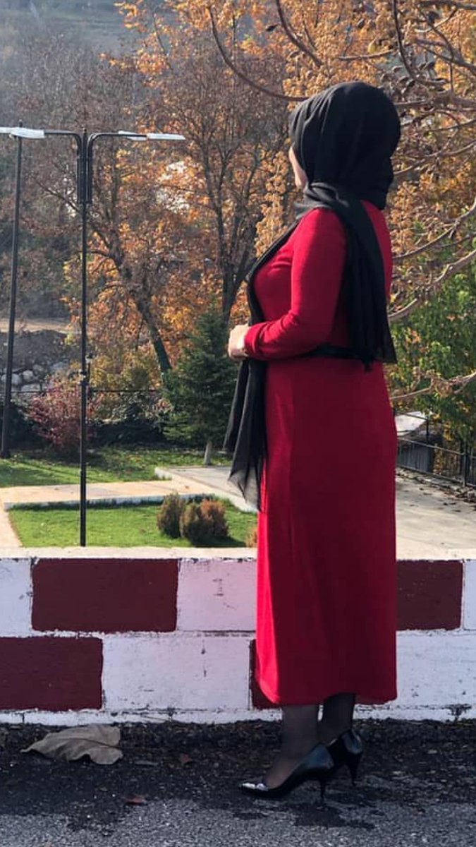 Ablamı sikmek içim deliriyorum