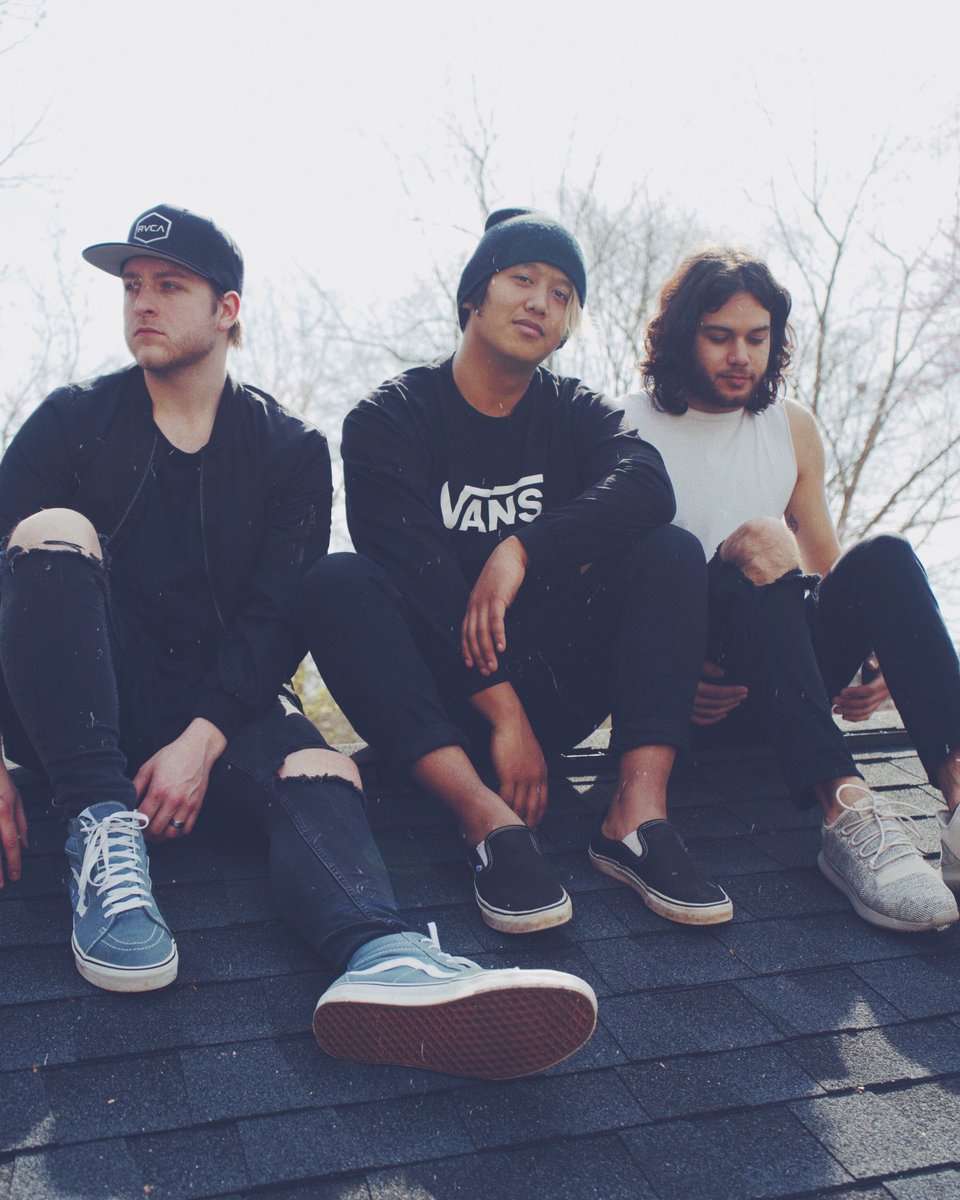 4 Door Theatre tweet media