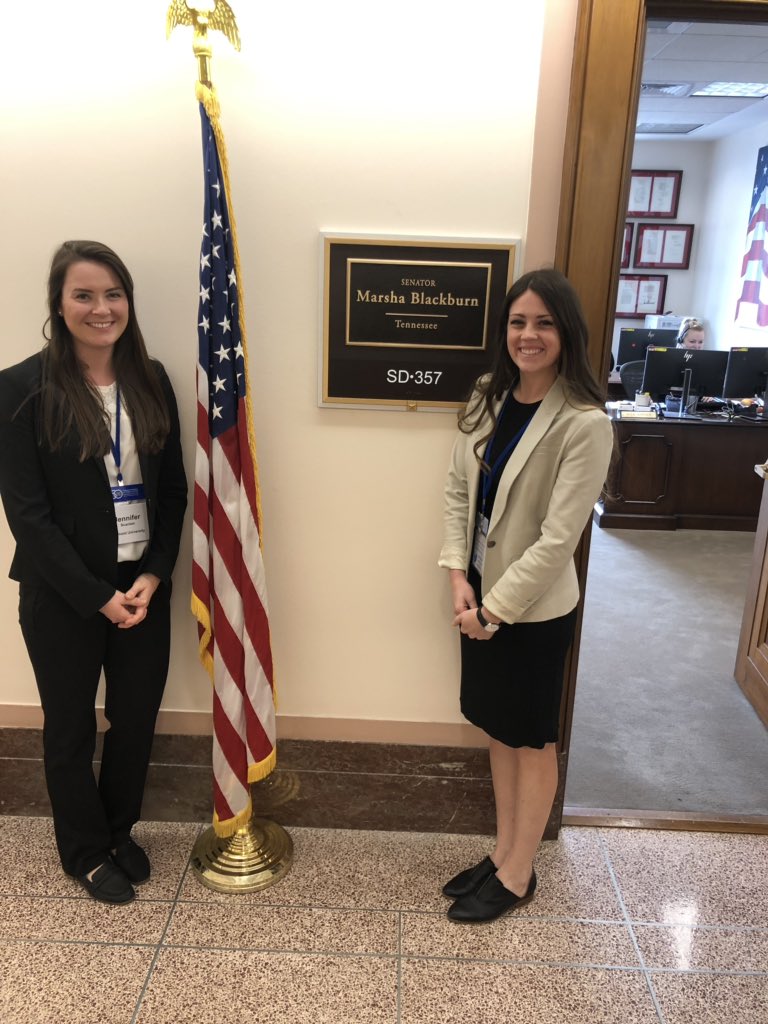 martha_buckner's tweet photo. Our @BelmontCHS DNP students had a great visit with @MarshaBlackburn’s legislative aid Dorothy Williams Hildebrand...advocating for Title VIII funding for nursing education.  #AACNDeans19 #AACNAdvocate #AACNSPS2019 https://t.co/DJ2D1UpHyf