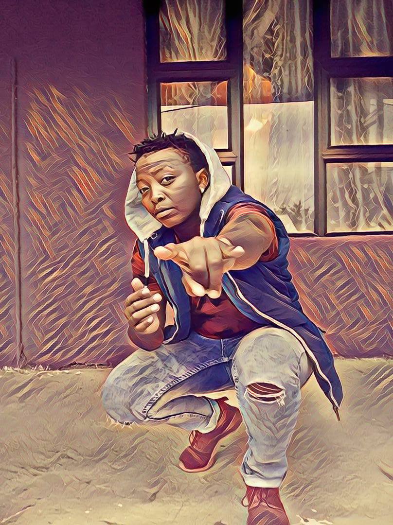 King Moolah Eastern Cape self-proclaimed Trap King kasimusicmagazine.com/2019/03/25/kin…